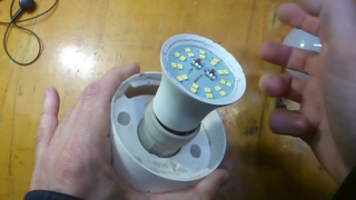 Частая причина когда все светодиоды исправны, а led лампочка не светит