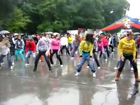 Flash mob Chisinau, Flint, Sis n Bro, Eriada