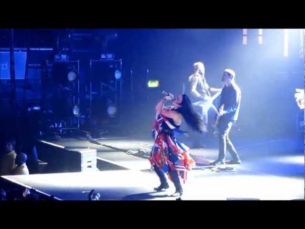 Amy lee meets Bethanie