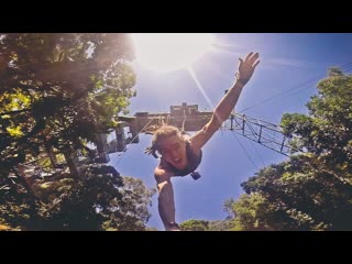 RAINFOREST BUNGEE JUMP