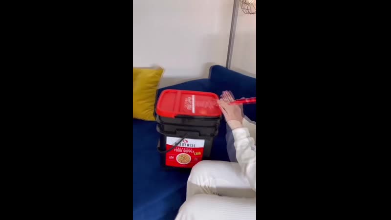 Ящик с едой на случай