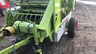 Claas Rollant 44 № 00402910