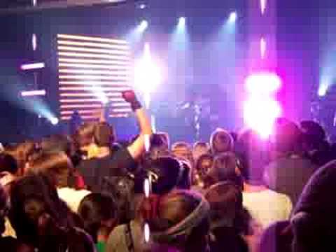 skillet live john throws