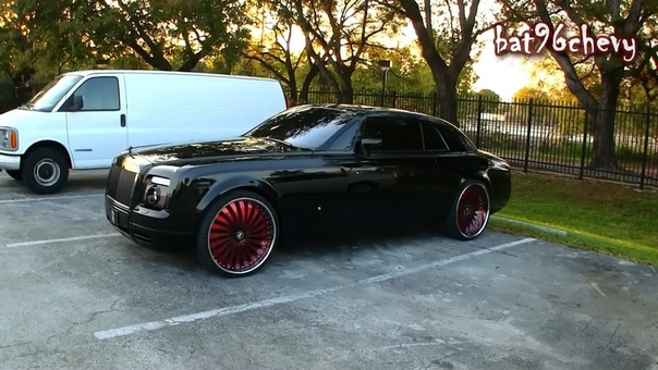 Rolls Royce Phantom Coupe on 26" Forgiatos in Parking Lot - 1080p HD