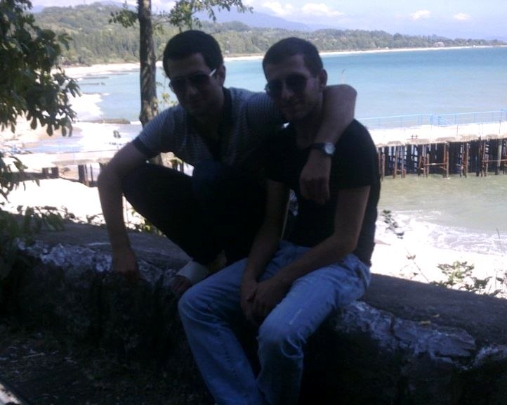 Ахра Ахра | Milano