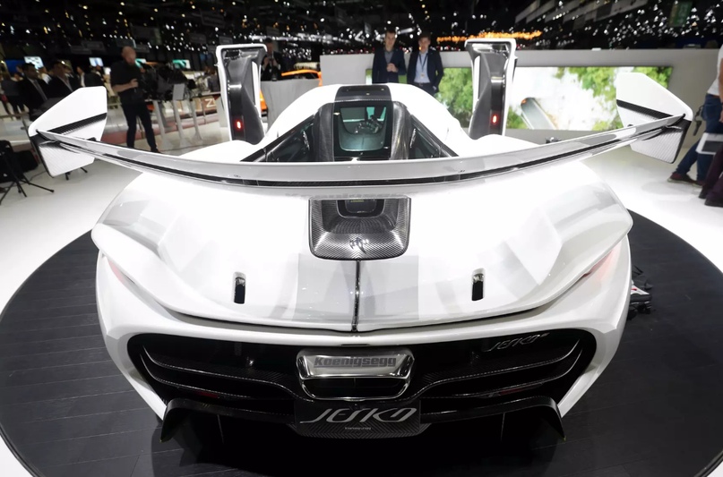 На какие ухищрения пойдёт Koenigsegg Jesko, чтобы превзойти своего предшественника!, изображение №5