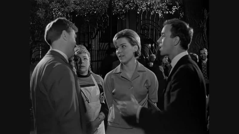 Песня из кинофильма дайте жалобную. Дайте жалобную книгу 1965. Песня из кинофильма дайте жалобную. Песня из кинофильма дайте жалобную. Дайте жалобную книгу вицин рыбка рыбка.