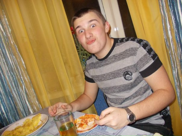 №12, Артём Жуков, Лисичанск №12, Артём Жуков, Лисичанск