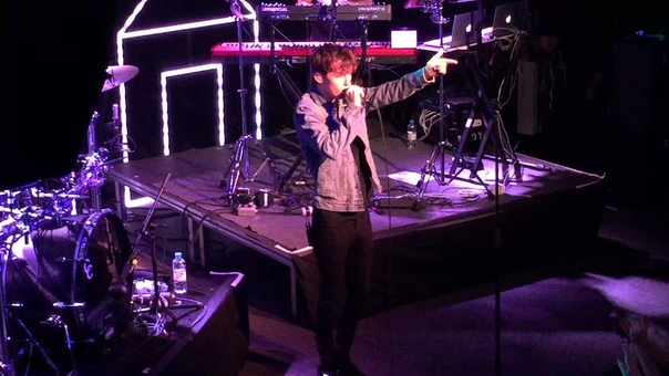 Cool Live Troye