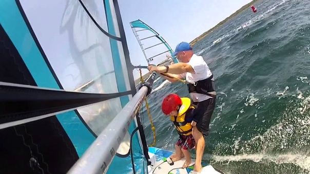 5yrs old windsurfing with