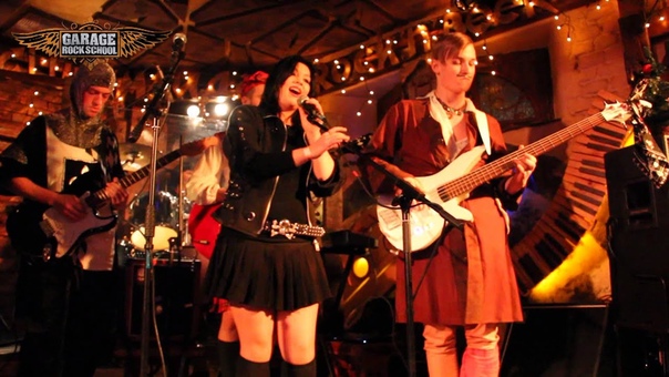 Garage Rock School Train Shake up