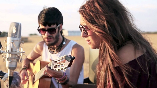 LUZ Fran Mariscal y Adriana